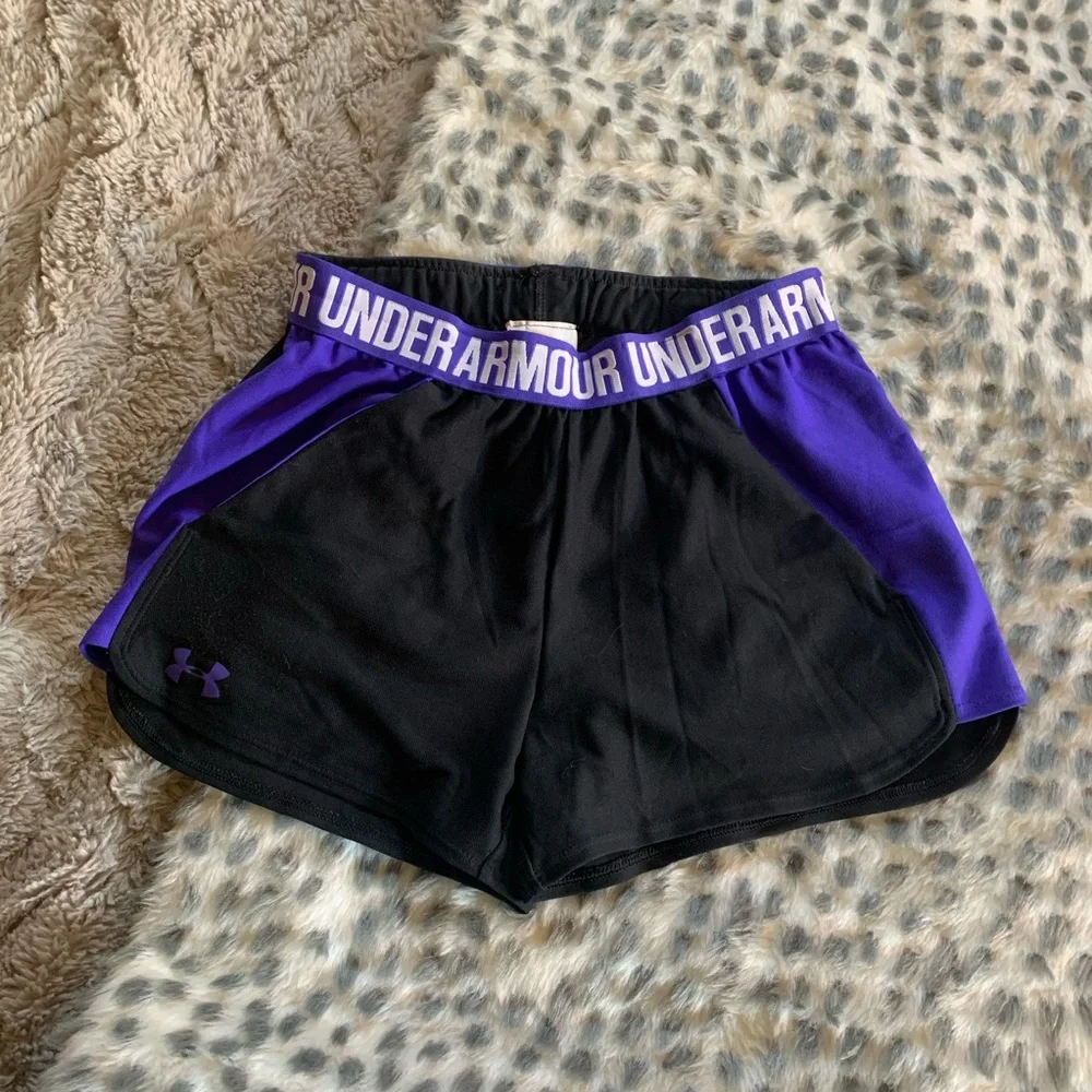 underarmour shorts 🤍 nwot - Picture 4 of 4